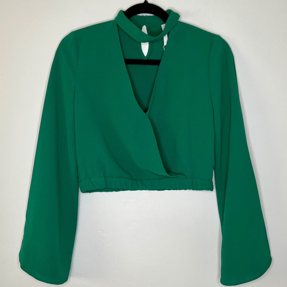 Zara Tops - NWT Zara Green V-Neck Choker Faux Wrap Crop Top with Bell Sleeves Size Small
